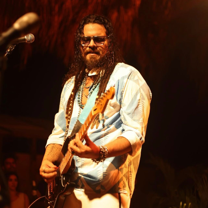 🌙✨ Quinta é dia de Luau no Quintal Jericoacoara!
A partir das 21h, se prepare pra uma noite mágica, trazendo o melhor do surf music, vibes leves e aquele clima perfeito pra curtir sob as estrelas.
E pra completar a experiência, tem DJ animando a pista com muita música boa até altas horas.