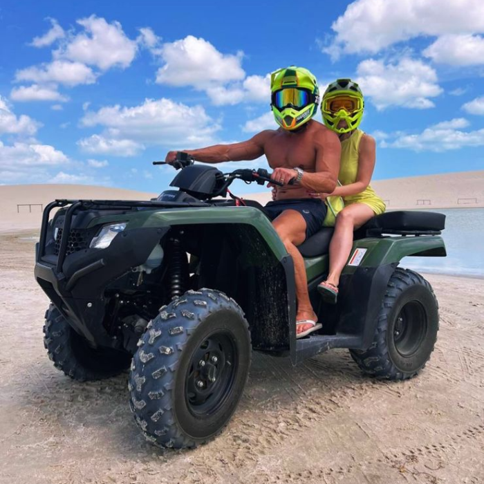 A Hard Motor é a escolha perfeita para quem busca aventura sobre quatro rodas em Jericoacoara. Especializada em passeios de quadriciclo e UTV, a empresa oferece experiências emocionantes que levam você a explorar as paisagens incríveis e as trilhas naturais da região. Com guias experientes e veículos de alta qualidade, a Hard Motor garante que cada passeio seja seguro, divertido e inesquecível.